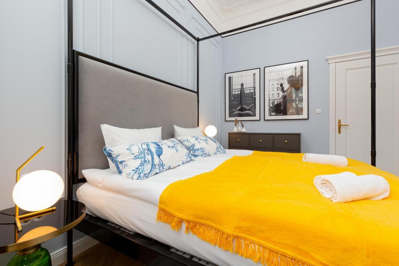 Lux Golden Apartment Praga Kepna By Renters Prestige Varşova Dış mekan fotoğraf